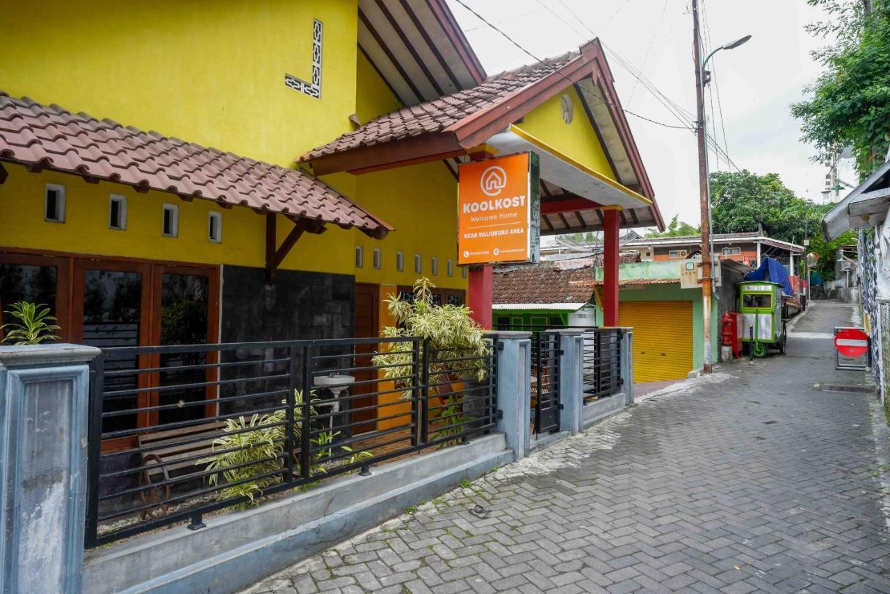 A Pousada Koolkost Syariah Near Malioboro Area Jogjacarta Exterior foto
